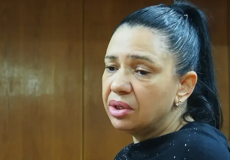Анита Мейзер се покри след затвора