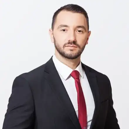 Антон Хекимян плаща по 200 лв за фризьор