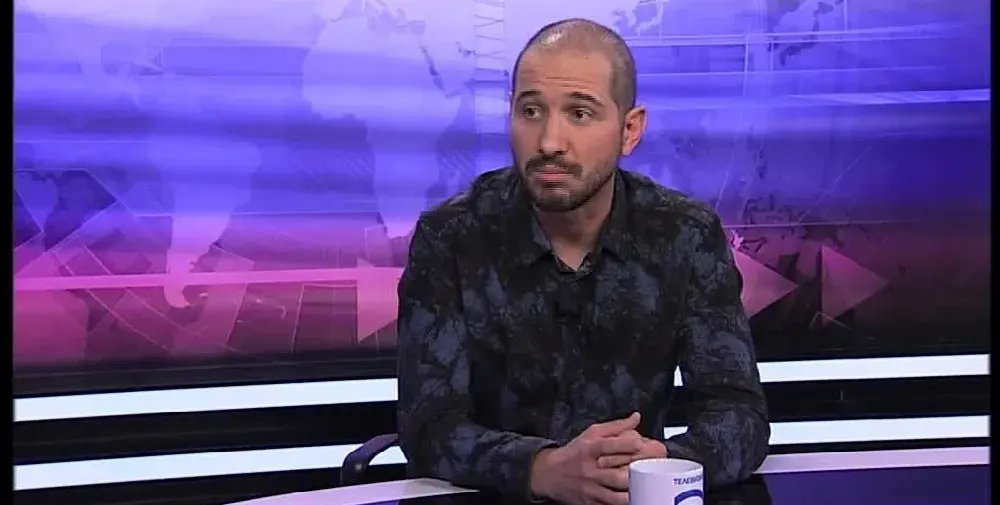 Бившият на Векилска се стопи от мъка, панически атаки и стрес морят Симо след раздялата