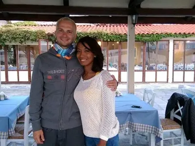 Део и жена му затънаха в кредити заради палата в Годеч