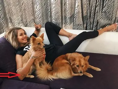 Джулиана Гани показа кичозна татуировка