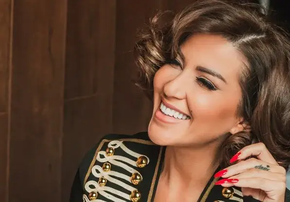 Енджи Касабие: Вече говоря с бебето си, невероятно съм щастлива!