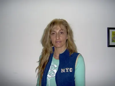 Ето я майката на Юлиян Златев от „Игри на волята“! (СНИМКИ на жената, виновна за агресията му)