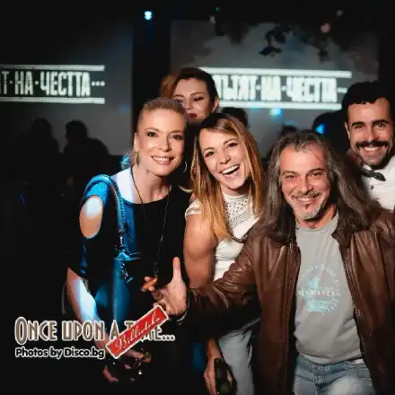 Героите от „Пътят на честта” с луд купон за финала на сериала