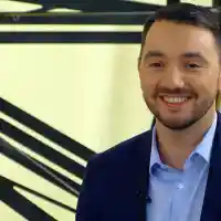 Хекимян и Венелин Петков пиянстват заедно в бар