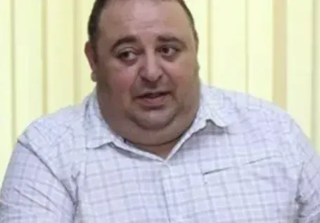 Любо Нейков истинска къщовница (Комикът роб на жена си)