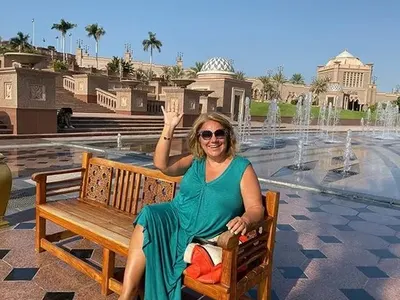 Марта Вачкова набива пържола за 100 долара