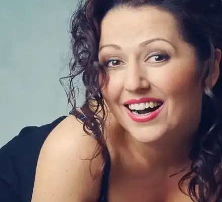 Милица Гладнишка дарява всеки месец