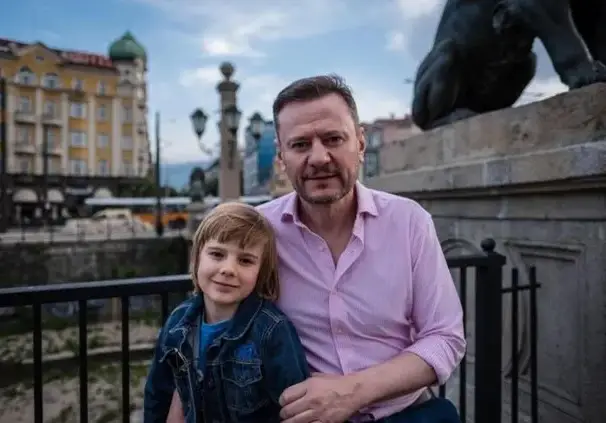 Милошев връща сина си в „Откраднат живот”