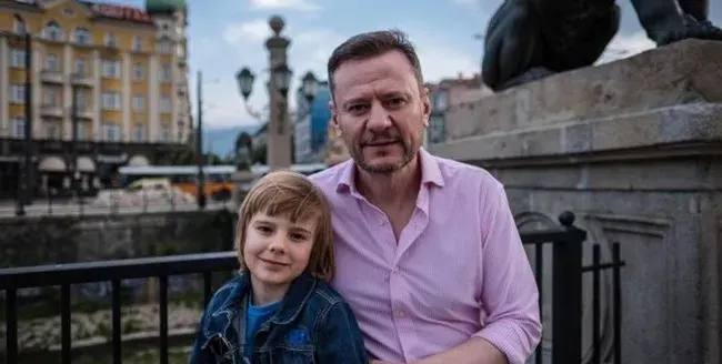 Милошев връща сина си в „Откраднат живот”