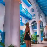 Натали Трифонова нажежи Хавана!  Кубинците припадат, кубинките ревнуват