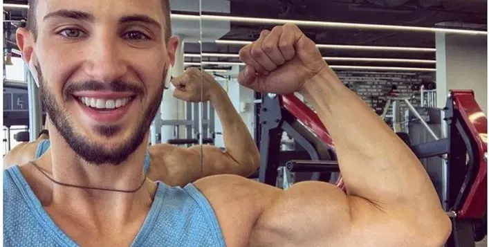 Наум вае мускули с химия