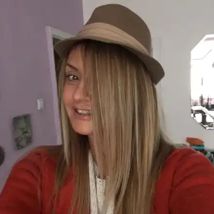 Нели Рангелова се показа без грим