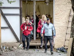 Невестулка побърка „Фермата“