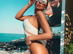Николета Лозанова и Никол разпускат в Дубай