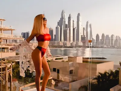 Нора Недкова отново в Дубай! Защо ли?