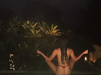 Пълен потрес! Новата Мис България Радинела Чушева провокира с пикантни кадри в нета (Профилът й пълен със снимки като от сайт за възрастни - Вижте ги без грам цензура)