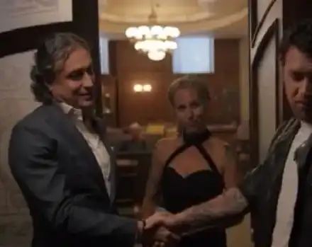 Половинката на Джуди Халваджиян оплетена с друг мъж!