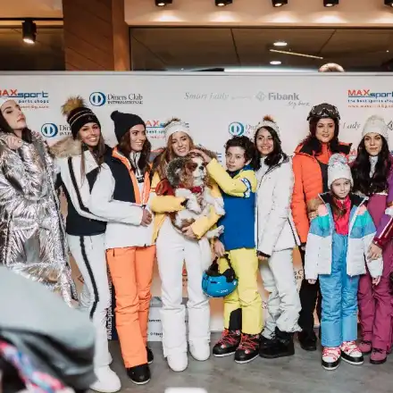 Ревю с инфлуенсъри представи новата зимна колекция в MAXSPORT