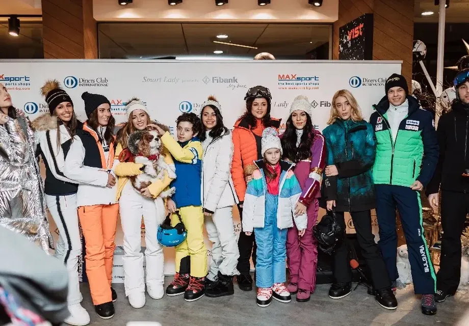 Ревю с инфлуенсъри представи новата зимна колекция в MAXSPORT