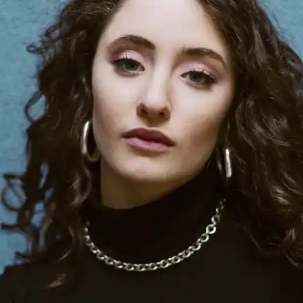 Саня Армутлива праща щерка си на Евровизия? (Дара също напира да представи страната)