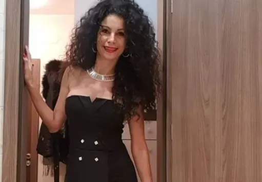 Сексапилната сестра Чокова от „Откраднат живот” се разведе след 20 години брак