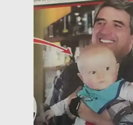 Синът на Деси Банова и Плевнелиев проходи (Малкият Йоан хвана 50 евро на прощъпaлника си)