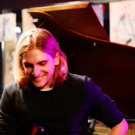 Синът на Къци – прероденият Кърт Кобейн