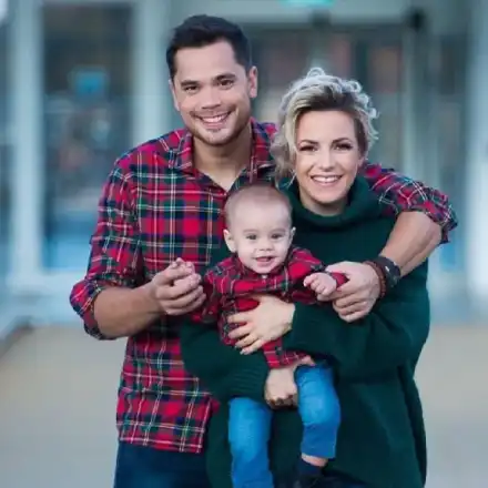 Синът на Поли Генова й одрал кожата