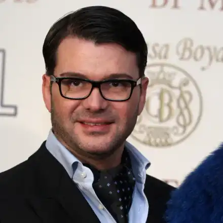 Теди Велинова пак се усуква около доктор Енчев (Моделката иска да си го върне)