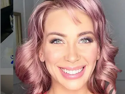 Тоца стана розова