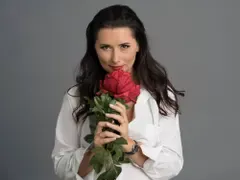 Наталия Кобилкина съветва жените как да се държат с мъжете си: Бъдете като разгонени мечки в планината!