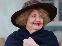 Татяна Лолова - първата българка с операция за намаляване на бюста