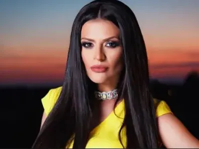 25 бона за Преслава за НГ (Вижте колко ще заработят и колежките й)