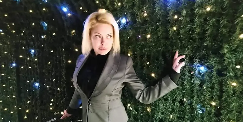 Албена Вулева похарчи парите от гурбета