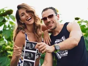 Алекс Петканова заченала с билки