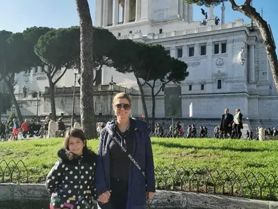 Алекс Сърчаджиева на ваканция в Рим