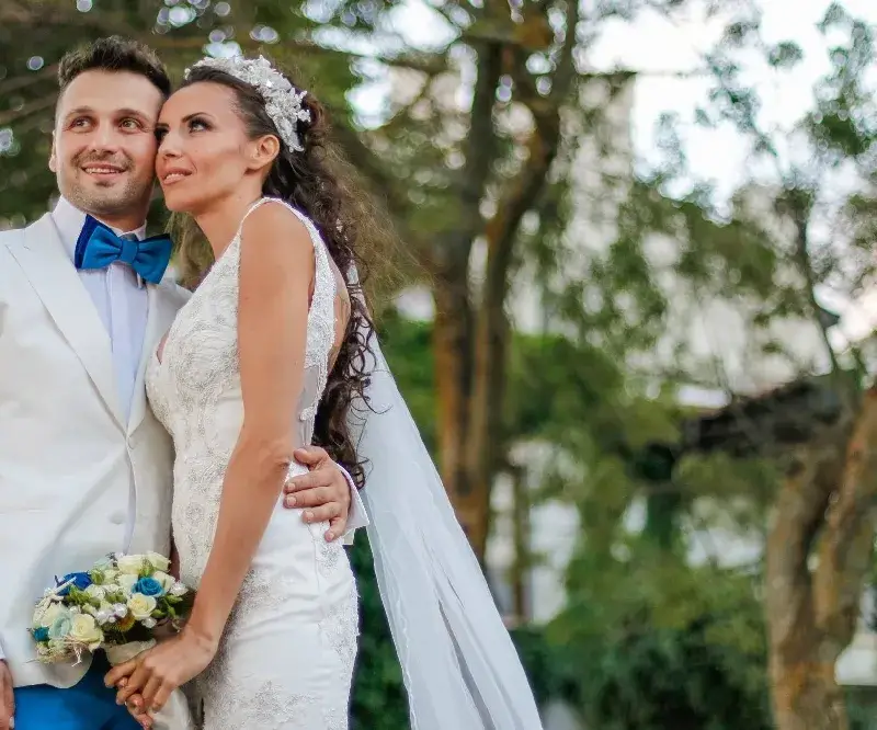 Александър Сано още по-влюбен в жена си след 11 години връзка