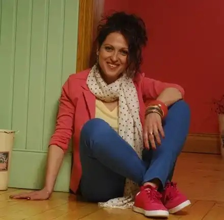 Ани Цолова пропя