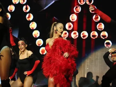 Ариа удари в земята поп-фолк гилдията! Ето как младата надежда на „Пайнер” изригна с шоу на световно ниво! (Снимки)