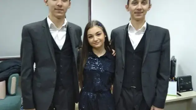 Близнаците Хасан и Ибрахим: Не пием и не пушим, трудно да избираме заведения или компании