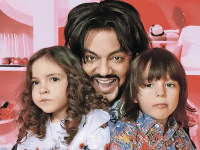 Децата на Филип Киркоров с дебют като модели