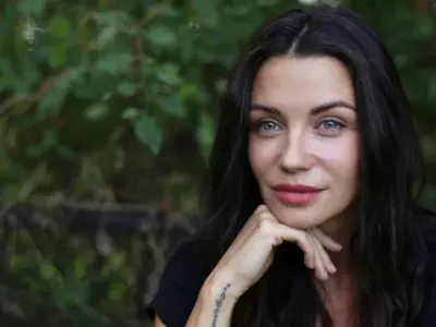 Диляна Попова заработи за нов апартамент от реклами