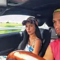 Джино купи къща в „Бояна”. Вижте в какъв лукс заживяха с докторката Кристиана (ВИДЕО)