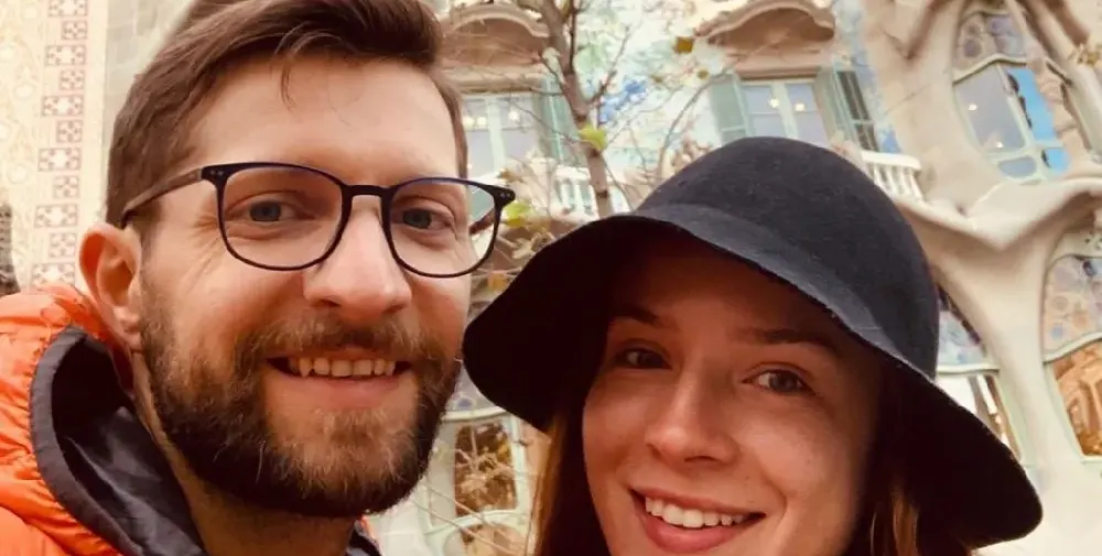 Джулия Бочева и прави бебе в Барселона