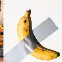 Фитнес инструкторка си лепна банан