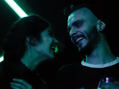 Годжи става дядо? (Вижте приятелката на малкия му син)