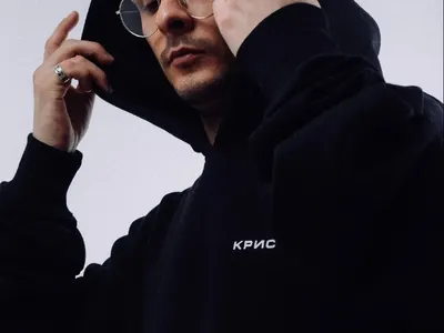 Годжи става дядо? (Вижте приятелката на малкия му син)