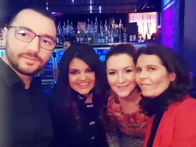 Хекимян  е най-желаният ерген, телевизионни каки го налазиха на парти (Снимки)