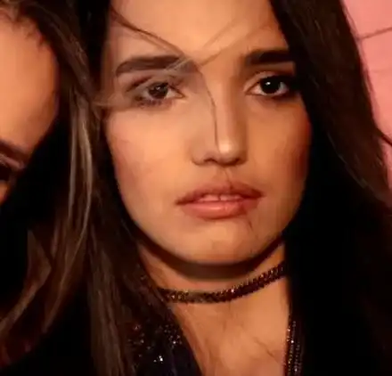 Ирена Милянкова става даскалица! Отказа се от модния подиум, заради дъщеря си Мелани-Роуз